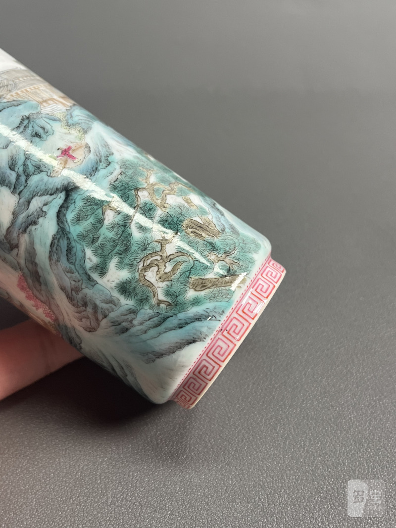民国  粉彩“瑶台仙境”图瓶 - 图11